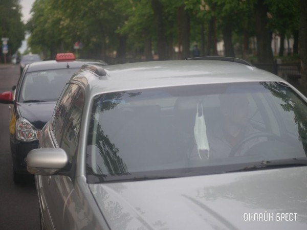 Пустят ли ребенка одного в такси? Спрашивает жительница Бреста Пустят ли ребенка одного в такси? Спрашивает жительница Бреста