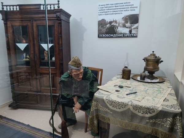 В Бресте открылась выставка «У самовара» В Бресте открылась выставка «У самовара»