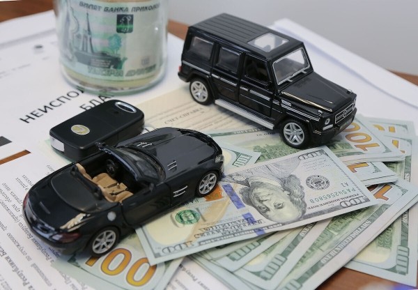 «На момент покупки машина была чистой, а спустя месяц стала криминальной!». У пенсионера хотят изъять Kia Sportage