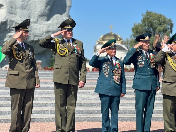 Брест отмечает День Независимости Брест отмечает День Независимости