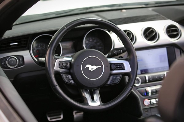 «Геометрия не пострадала, безопасность — целая». Белорус привёз из Америки 466-сильный Ford Mustang GT «Геометрия не пострадала, безопасность — целая». Белорус привёз из Америки 466-сильный Ford Mustang GT