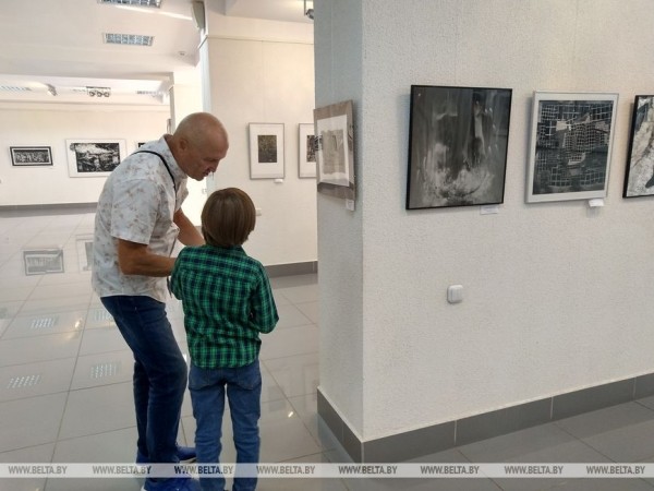 Выставку современной белорусской графики презентовали в Бресте