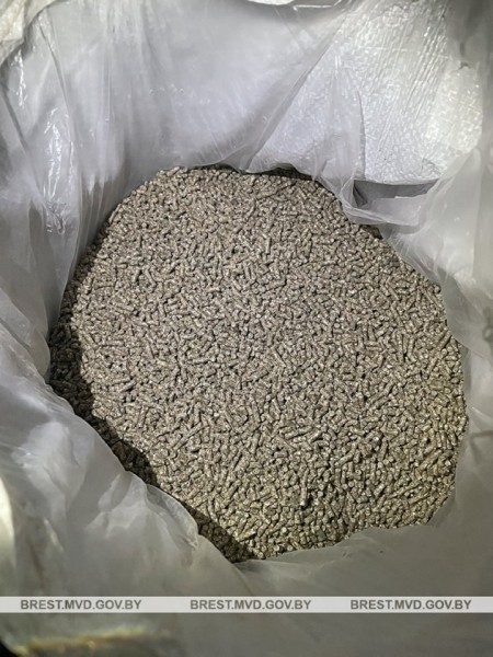 Работник агропредприятия похитил более 200 килограмм комбикорма. Случай в Брестской области Работник агропредприятия похитил более 200 килограмм комбикорма. Случай в Брестской области