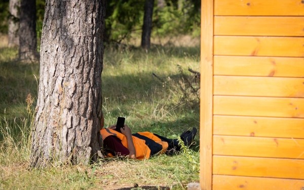 «Наши пожилые водители почти все в разводе». Пообщались с дальнобойщиками на белорусско-литовской границе