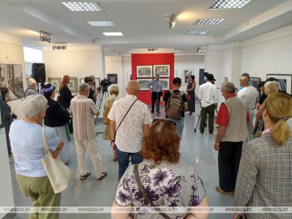 Выставку современной белорусской графики презентовали в Бресте