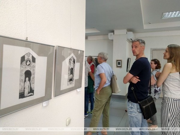 Выставку современной белорусской графики презентовали в Бресте