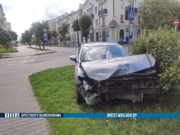 Подробности ДТП в Бресте на перекрестке улиц Кирова-Пушкинская Подробности ДТП в Бресте на перекрестке улиц Кирова-Пушкинская