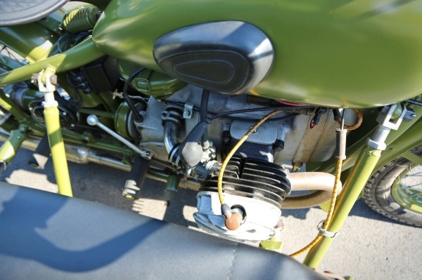 Считай, музейный экспонат! Белорус заморочился и вложил $10 тысяч в мотоцикл М-72 1953 г. в.