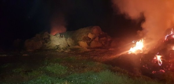 В Барановичском районе огнем уничтожено почти 60 тонн соломы