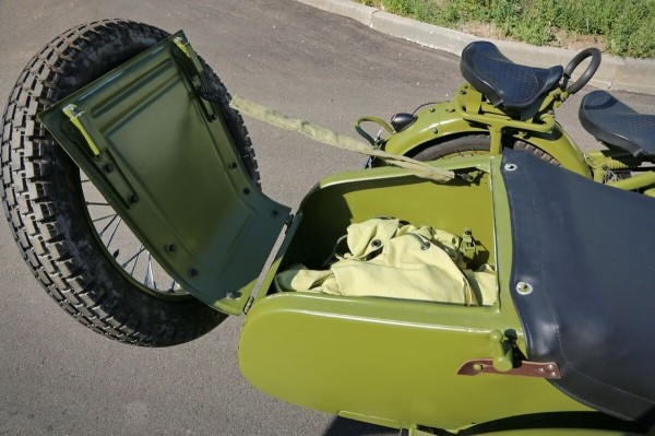 Считай, музейный экспонат! Белорус заморочился и вложил $10 тысяч в мотоцикл М-72 1953 г. в.