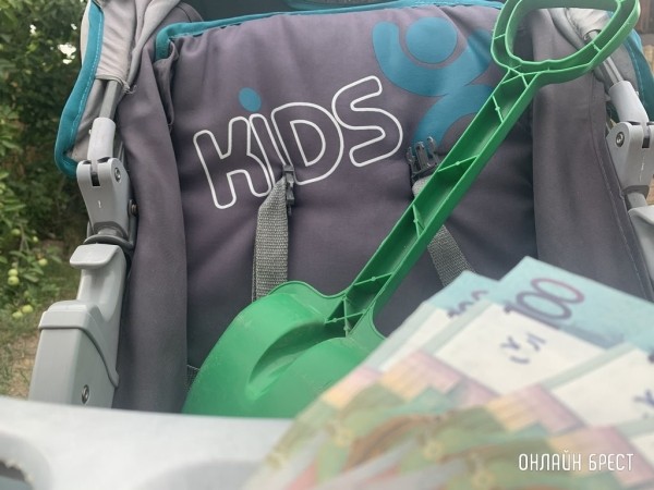 Пособия на детей: кому дают, когда повышают и как их посчитать самому