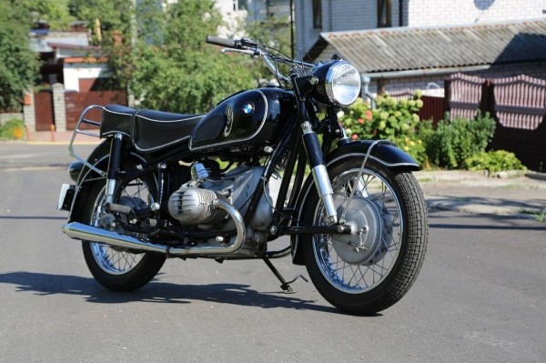 «Проблемой стала растаможка, ведь на раме шестизначный VIN». Белорус про восстановление мотоцикла BMW 1968 г. в.