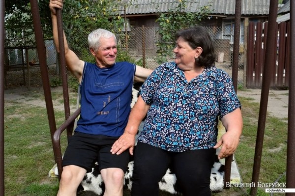 «Лисичек сдавали на 800 рублей, черники – на 1000, корзин продали на 3 тысячи». Как семья подрабатывает на дарах природы «Лисичек сдавали на 800 рублей, черники – на 1000, корзин продали на 3 тысячи». Как семья подрабатывает на дарах природы