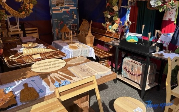 Ганцевичи встречают областные Дожинки. Фото и видео Ганцевичи встречают областные Дожинки. Фото и видео