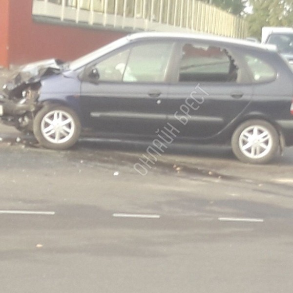 
                Читатель: Сегодня на Речице произошло ДТП
            