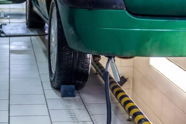 Техосмотр за взятку: «Камеры стали ловить, поэтому выбора не было»