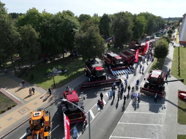 Ганцевичи встречают областные Дожинки. Фото и видео Ганцевичи встречают областные Дожинки. Фото и видео