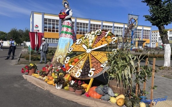 Ганцевичи встречают областные Дожинки. Фото и видео Ганцевичи встречают областные Дожинки. Фото и видео