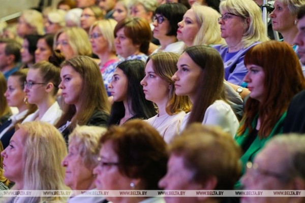 В Бресте чествовали лучших педагогов области В Бресте чествовали лучших педагогов области