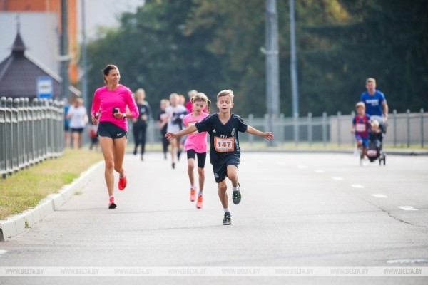 Около 500 взрослых и детей вышли на старт Берестейского забега Около 500 взрослых и детей вышли на старт Берестейского забега