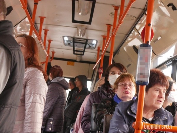 Можно ли курить электронные сигареты в салоне автобуса? Отвечает участковый Можно ли курить электронные сигареты в салоне автобуса? Отвечает участковый