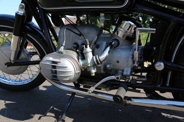 «Проблемой стала растаможка, ведь на раме шестизначный VIN». Белорус про восстановление мотоцикла BMW 1968 г. в.