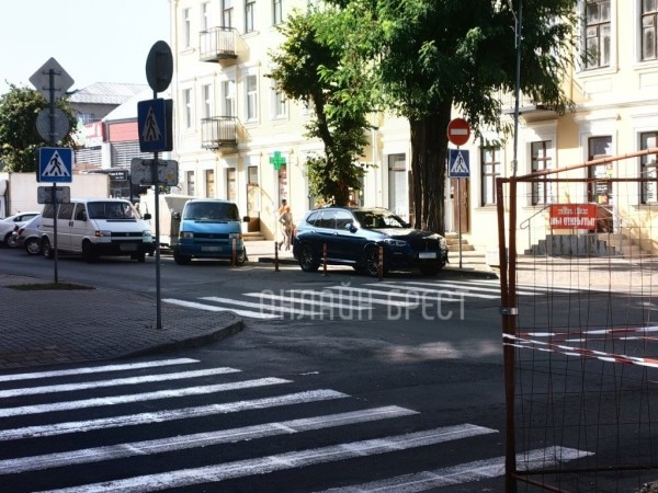 Читатель: На дорогах Бреста. А так можно было? ))
Читатель: На дорогах Бреста. А так можно было? ))