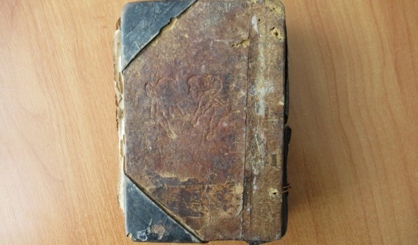 Мужчина из ревности обрезал тормозные шланги в автомобиле «соперника»