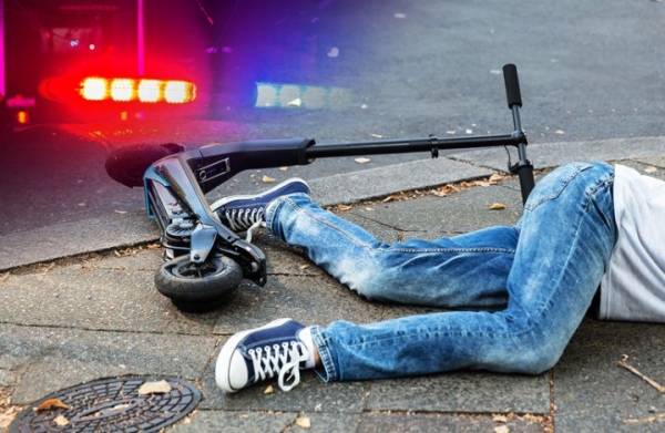 Девушка из Брестской области ехала на электросамокате и сбила пешехода — теперь ее ждет суд