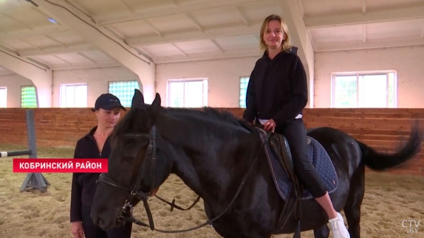 Верховая езда и основы конкура. Вот как проходит обучение конному спорту в Кобринском районе