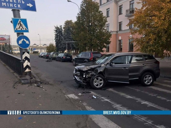 Стало известно, что сегодня утром произошло на Ленина в Бресте Стало известно, что сегодня утром произошло на Ленина в Бресте