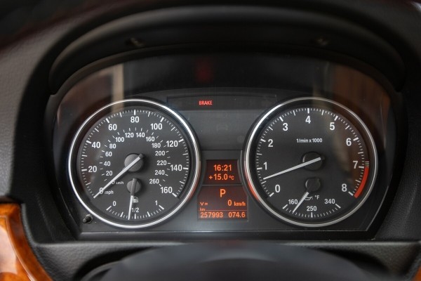 «Крутой подарок на ДР»: девушка из Гродно рассказала о своей BMW