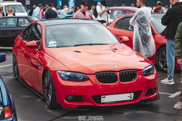 «Крутой подарок на ДР»: девушка из Гродно рассказала о своей BMW