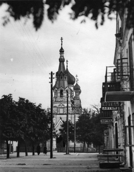 Читатель: Старое фото Бреста. Отель на переднем плане и Свято-Николаевская братская церковь
Читатель: Старое фото Бреста. Отель на переднем плане и Свято-Николаевская братская церковь