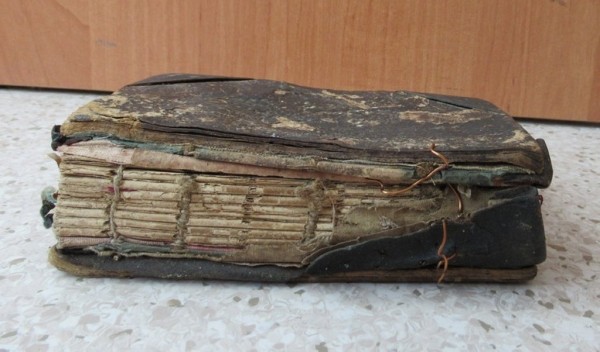 Мужчина из ревности обрезал тормозные шланги в автомобиле «соперника»