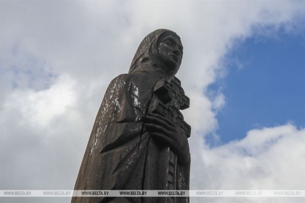 «Пусть люди получают удовольствие». Мастер из Каменецкого района создал более 300 деревянных скульптур «Пусть люди получают удовольствие». Мастер из Каменецкого района создал более 300 деревянных скульптур