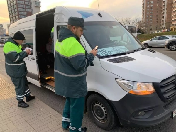 Маршруточные войны: чего хотят пассажиры, перевозчики и что требует закон Маршруточные войны: чего хотят пассажиры, перевозчики и что требует закон