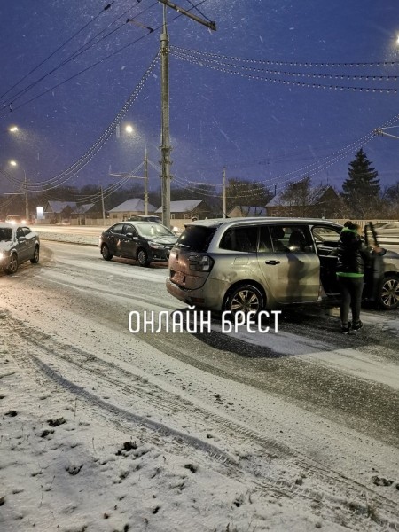 
                Читатель: ДТП на ЦМТ в Бресте
            