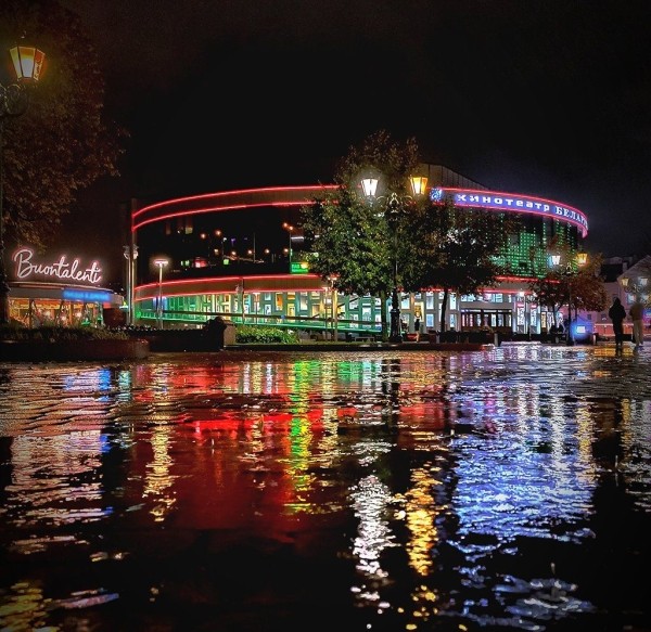 Брест, кинотеатр Беларусь
Брест, кинотеатр Беларусь