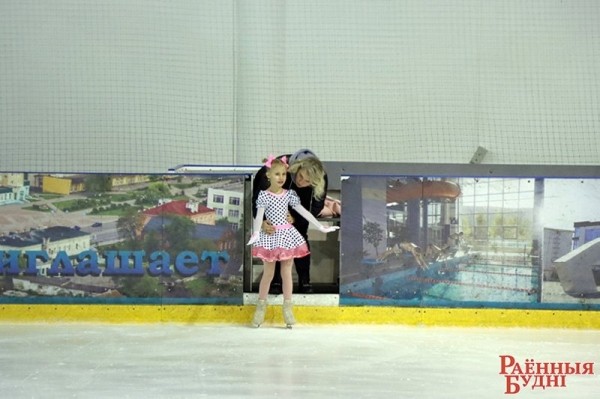 Фігурысты з розных куткоў краіны прыехалі ў Пружаны, каб пазмагацца за «Кубак Белавежскай пушчы» і пуцёўку на рэспубліканскія Алімпійскія дні моладзі