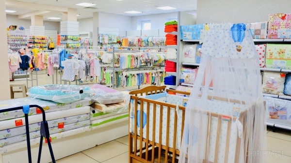 ТРИ ЭТАЖА ТОВАРОВ ДЛЯ ВСЕЙ СЕМЬИ! Детские игрушки и развлечения, канцтовары, женская, мужская, детская одежда и обувь в «Детском мире» на Советской ТРИ ЭТАЖА ТОВАРОВ ДЛЯ ВСЕЙ СЕМЬИ! Детские игрушки и развлечения, канцтовары, женская, мужская, детская одежда и обувь в «Детском мире» на Советской