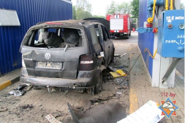 В Брестской области при заправке метанового VW Touran водителю оторвало ногу. Что решил суд