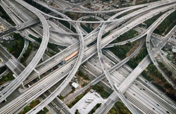 Без навигатора не соваться. 7 необычных автомобильных развязок мира Без навигатора не соваться. 7 необычных автомобильных развязок мира