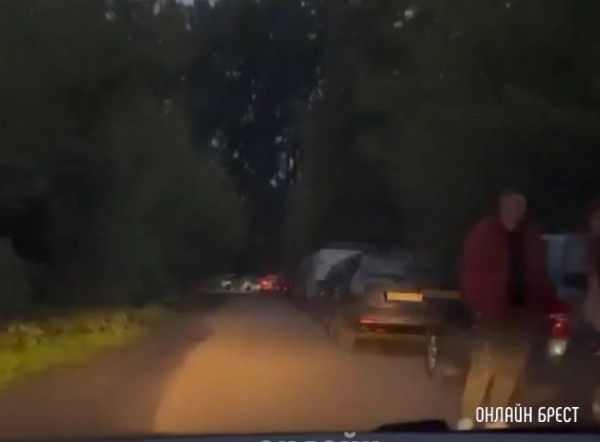 Читательница: Очередь в Польшу из Бреста
Читательница: Очередь в Польшу из Бреста