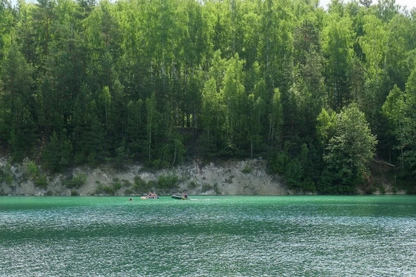 Отдых на белорусских Мальдивах — чем сейчас привлекают меловые карьеры