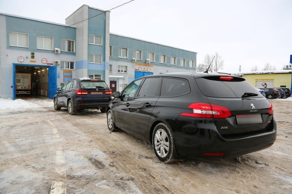 Нет катализатора — нет «дозвола». Как водители проходят техосмотр по новым правилам