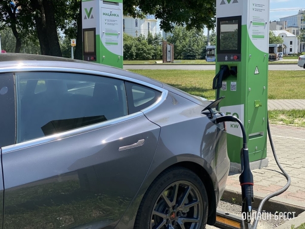 Министр энергетики: в Беларуси через два года будет 100 тысяч электромашин