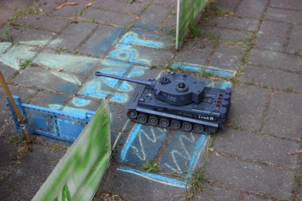 Хобби стало бизнесом. Белорусы повторили знаменитую игру World of Tanks в реальных условиях Хобби стало бизнесом. Белорусы повторили знаменитую игру World of Tanks в реальных условиях