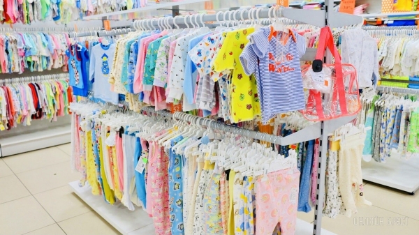 ТРИ ЭТАЖА ТОВАРОВ ДЛЯ ВСЕЙ СЕМЬИ! Детские игрушки и развлечения, канцтовары, женская, мужская, детская одежда и обувь в «Детском мире» на Советской ТРИ ЭТАЖА ТОВАРОВ ДЛЯ ВСЕЙ СЕМЬИ! Детские игрушки и развлечения, канцтовары, женская, мужская, детская одежда и обувь в «Детском мире» на Советской