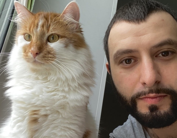 «Езжу по городу, как старый дед».  Белорус о своей немолодой, но очень любимой BMW E39